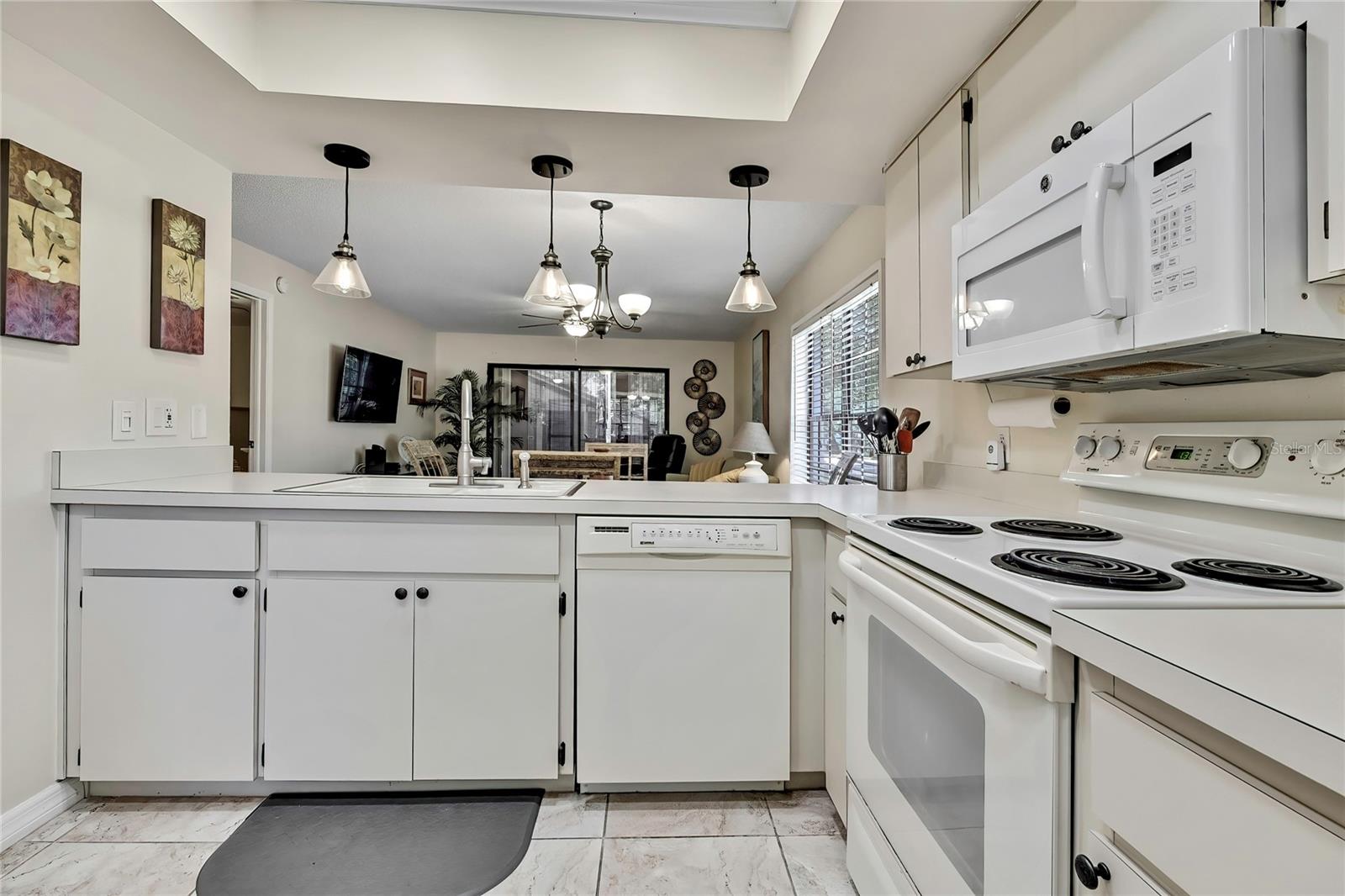 TMBR PINES PN GR VL - Residential