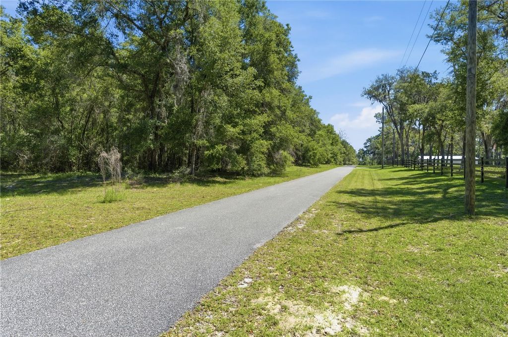 Photo of 0 Dark Star Trail, Brooksville, FL 34601 (MLS # W7884979)