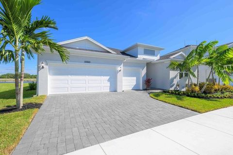 10661 NW SUNCREST LOOP PORT ST LUCIE FL 34987