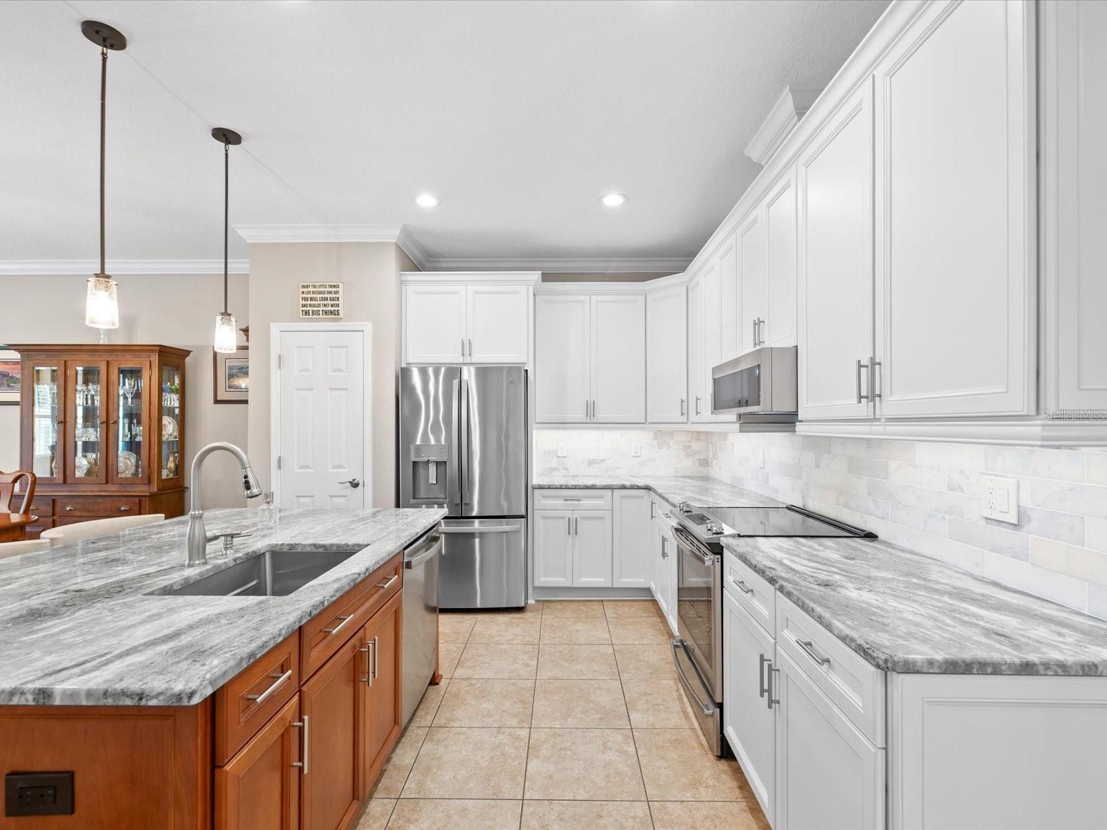 GULFWINDS - Residential