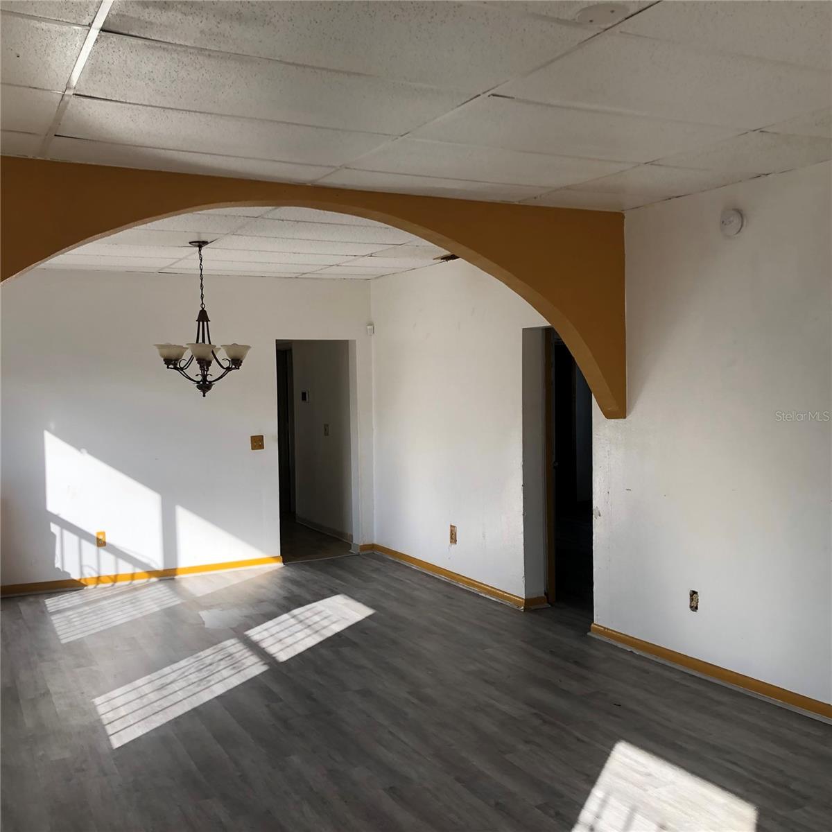 BOUTON & SKINNERS ADD - Residential