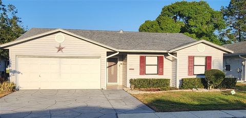 Photo of 3134 Sand Trap Court #B18, Lakeland, FL 33810 (MLS # L4960638)