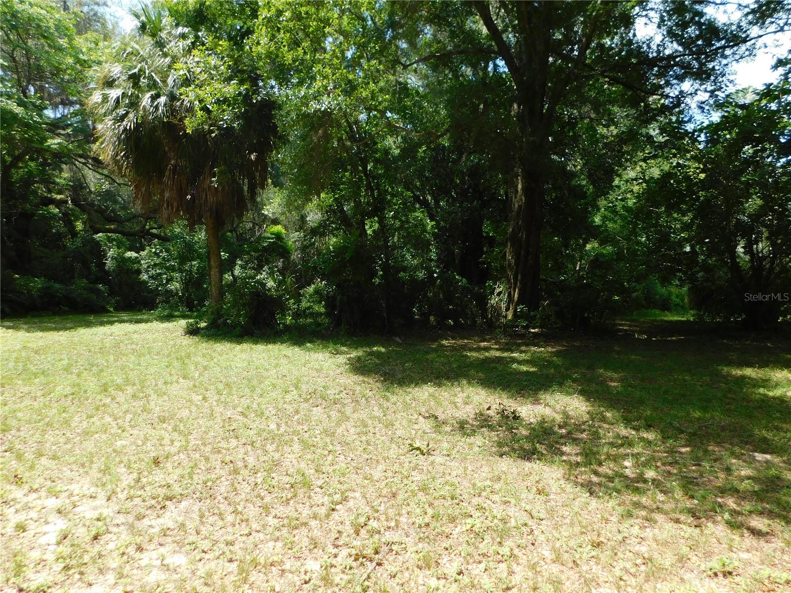 LAKE FOREST FARMS - Residential Lease