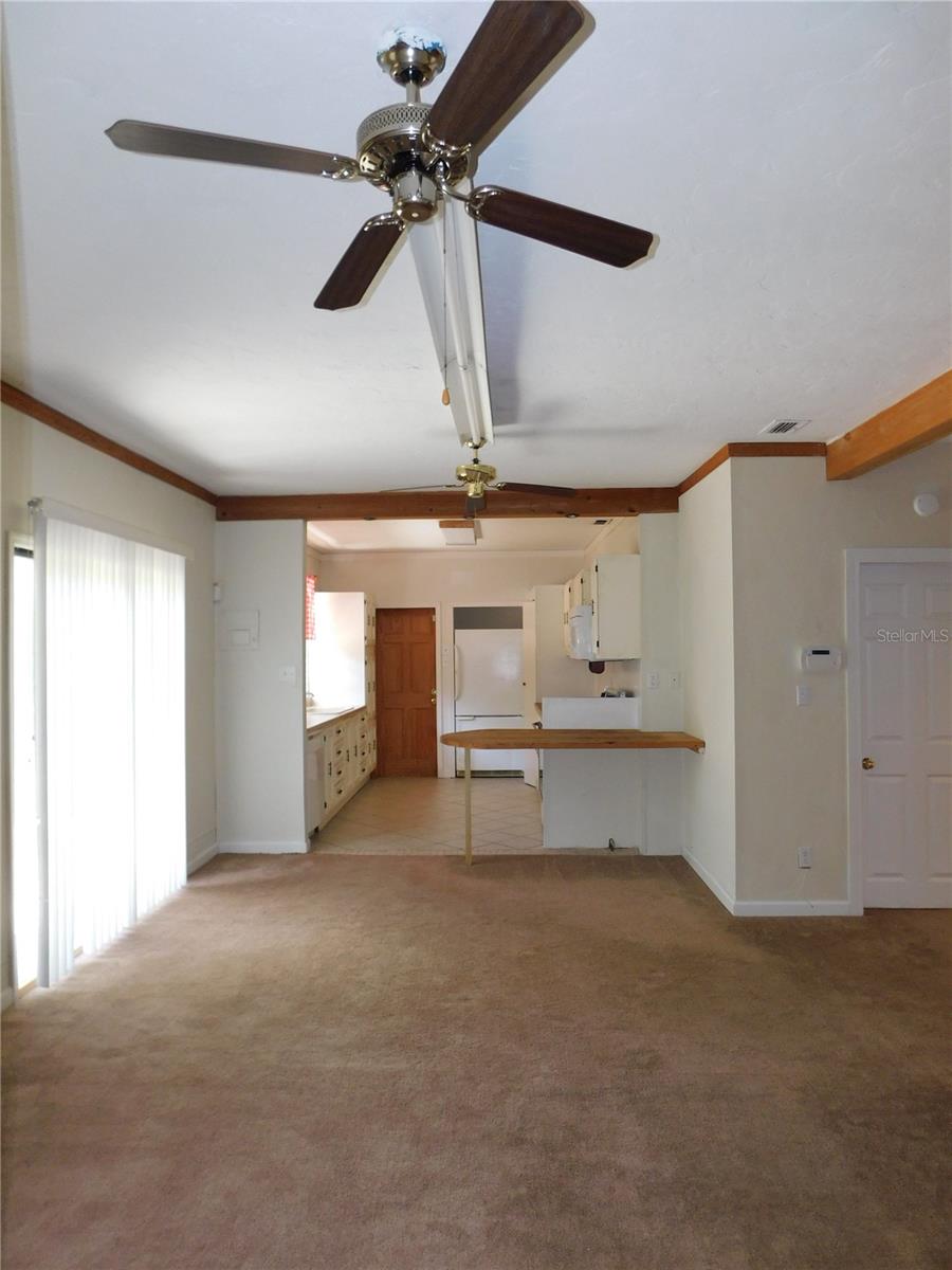 LAKE FOREST FARMS - Residential Lease