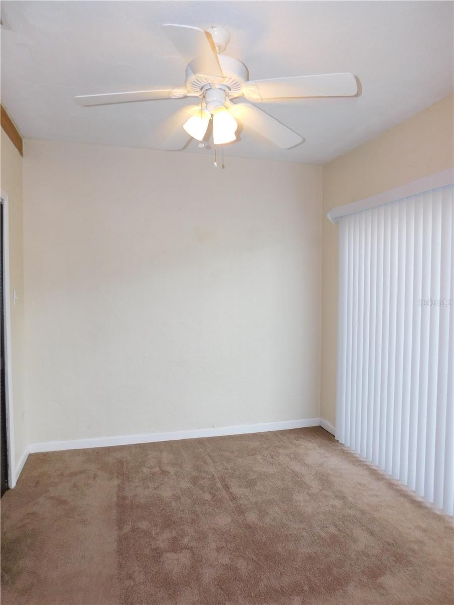 LAKE FOREST FARMS - Residential Lease