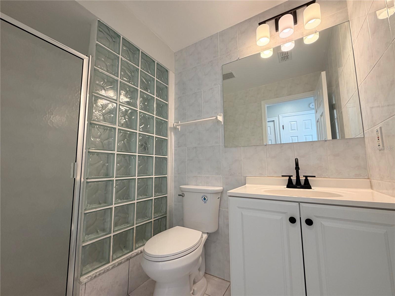 UNIVERSITY HILLS - Residential