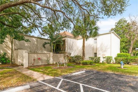 Photo of 3254 S Semoran Boulevard #21, Orlando, FL 32822 (MLS # O6365120)
