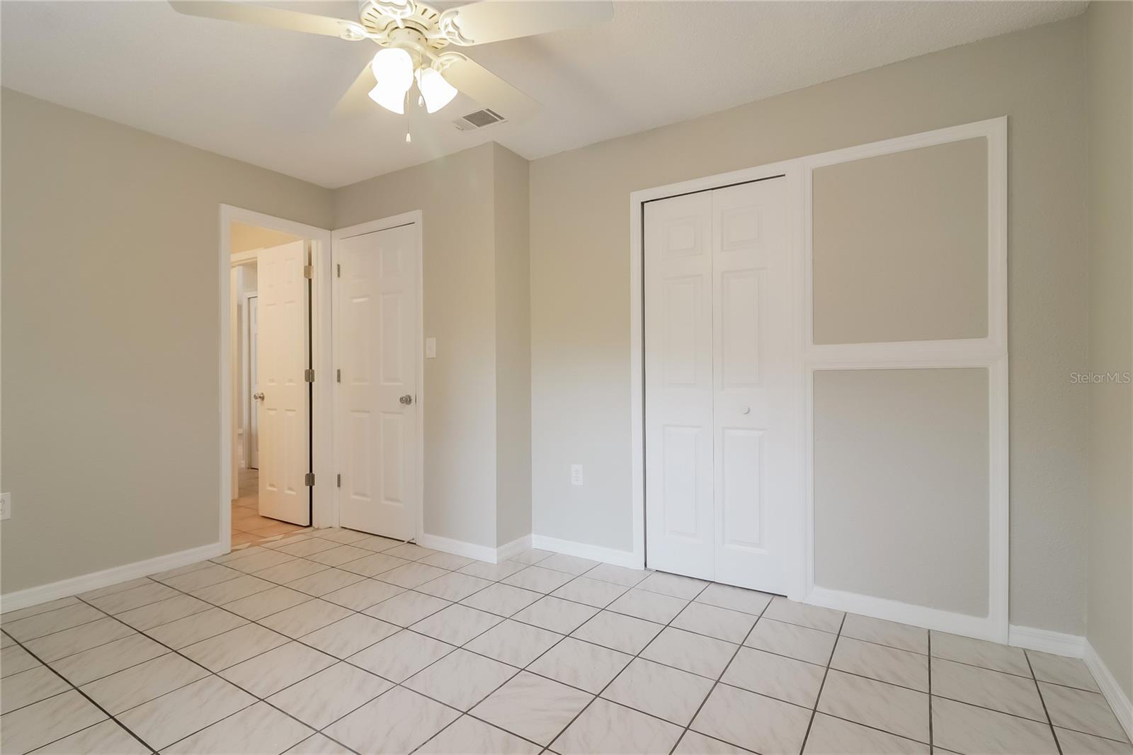 DELTONA LAKES UNIT 65 - Residential Lease
