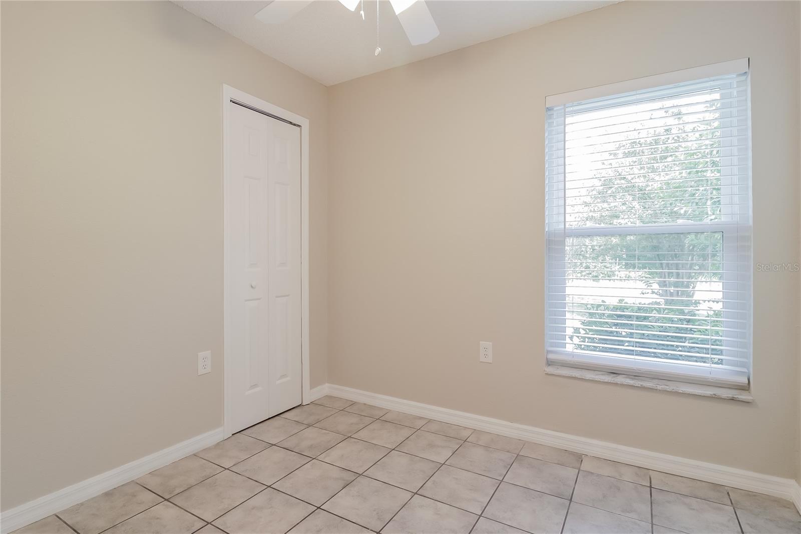 DELTONA LAKES UNIT 65 - Residential Lease