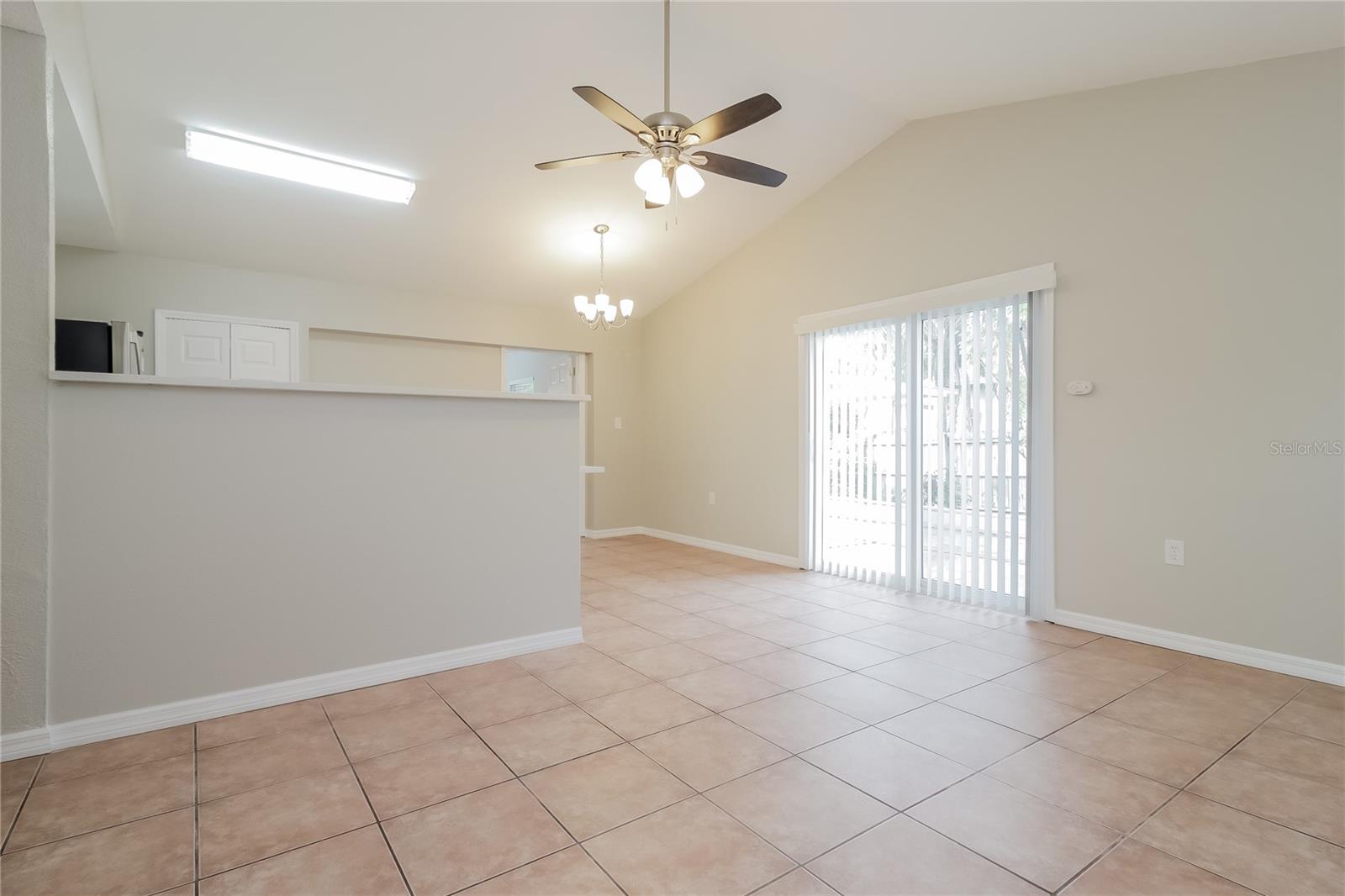 DELTONA LAKES UNIT 65 - Residential Lease