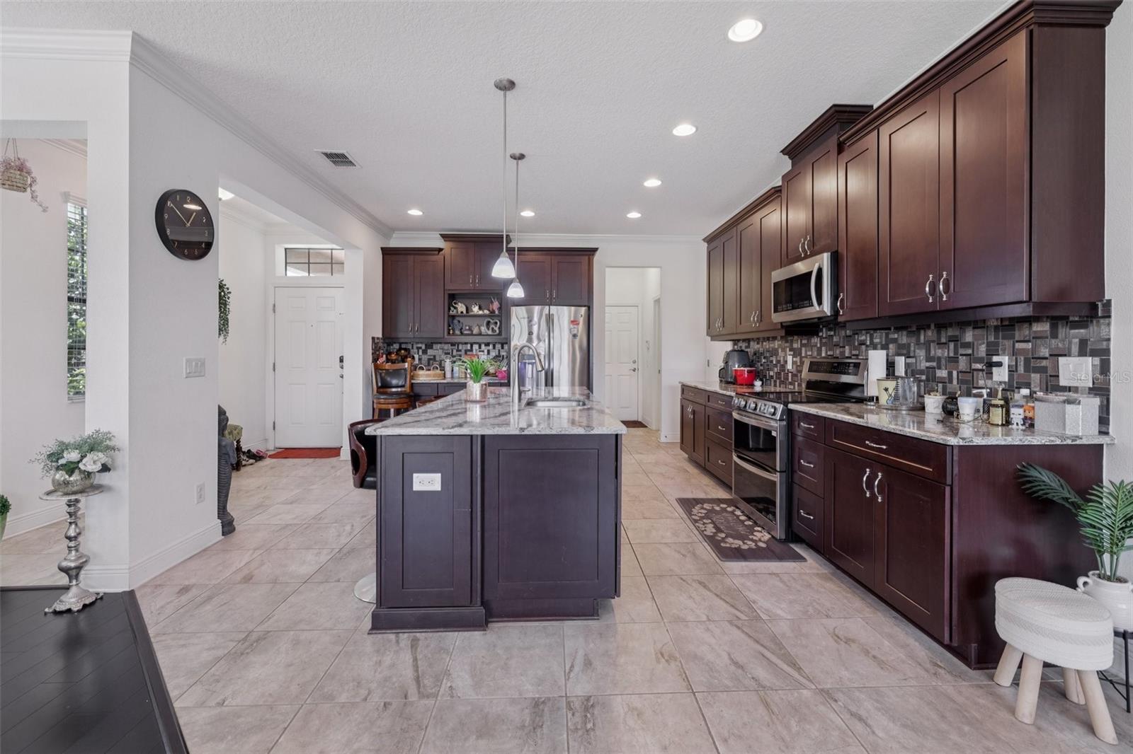 11617 CROWNED SPARROW LANE