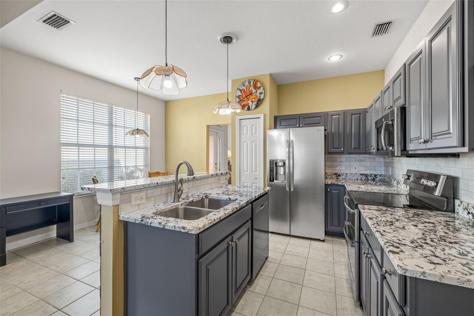 CASA BLANCA - Residential