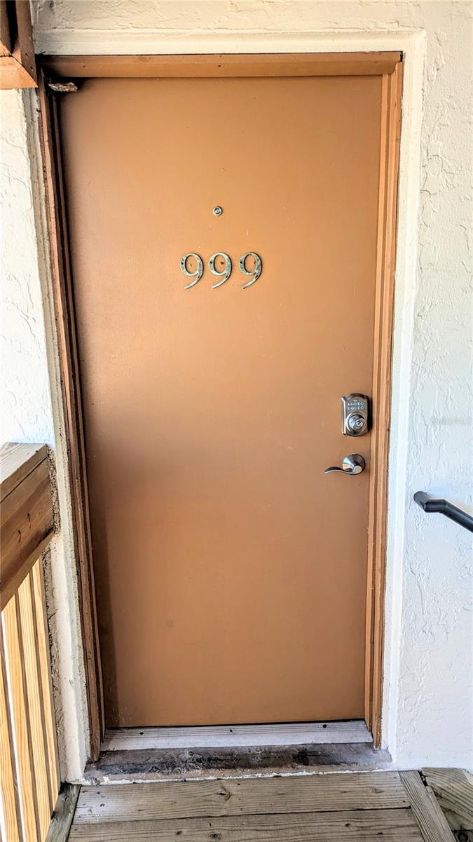 MIDNIGHT COVE II - Residential Lease