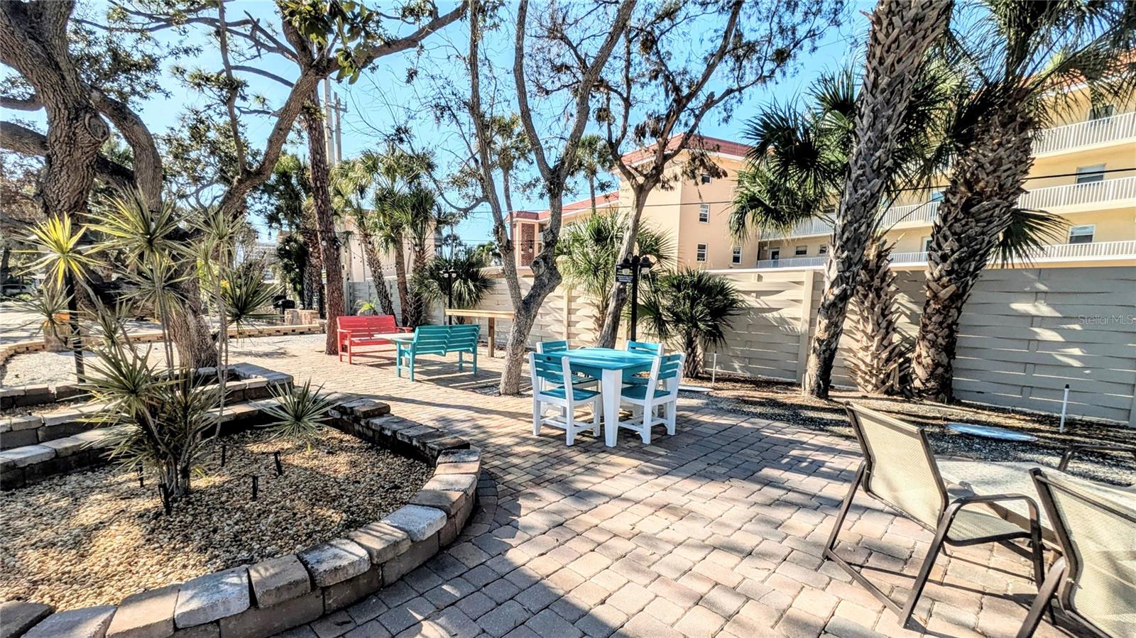 MIDNIGHT COVE II - Residential Lease