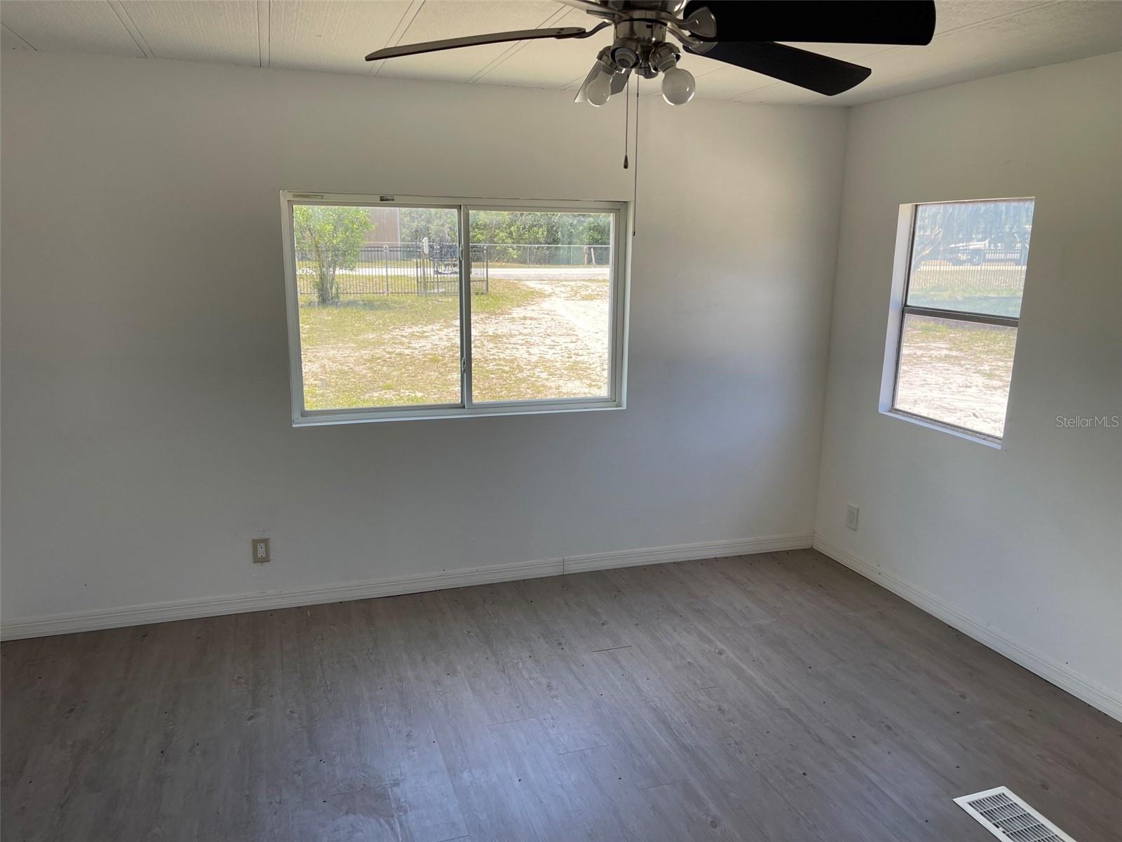 ACREAGE - Residential