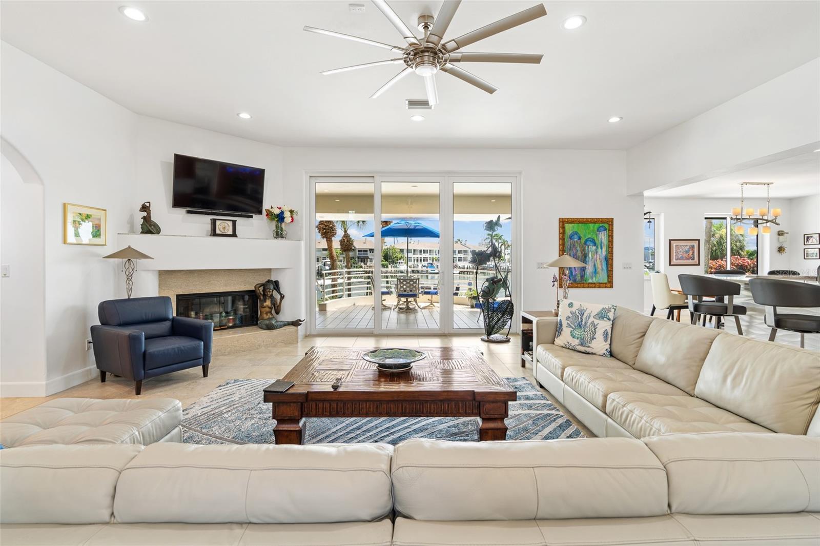 TIERRA VERDE UNIT 1 4TH REP - Residential