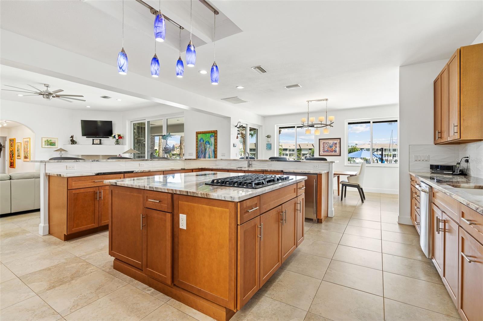 TIERRA VERDE UNIT 1 4TH REP - Residential
