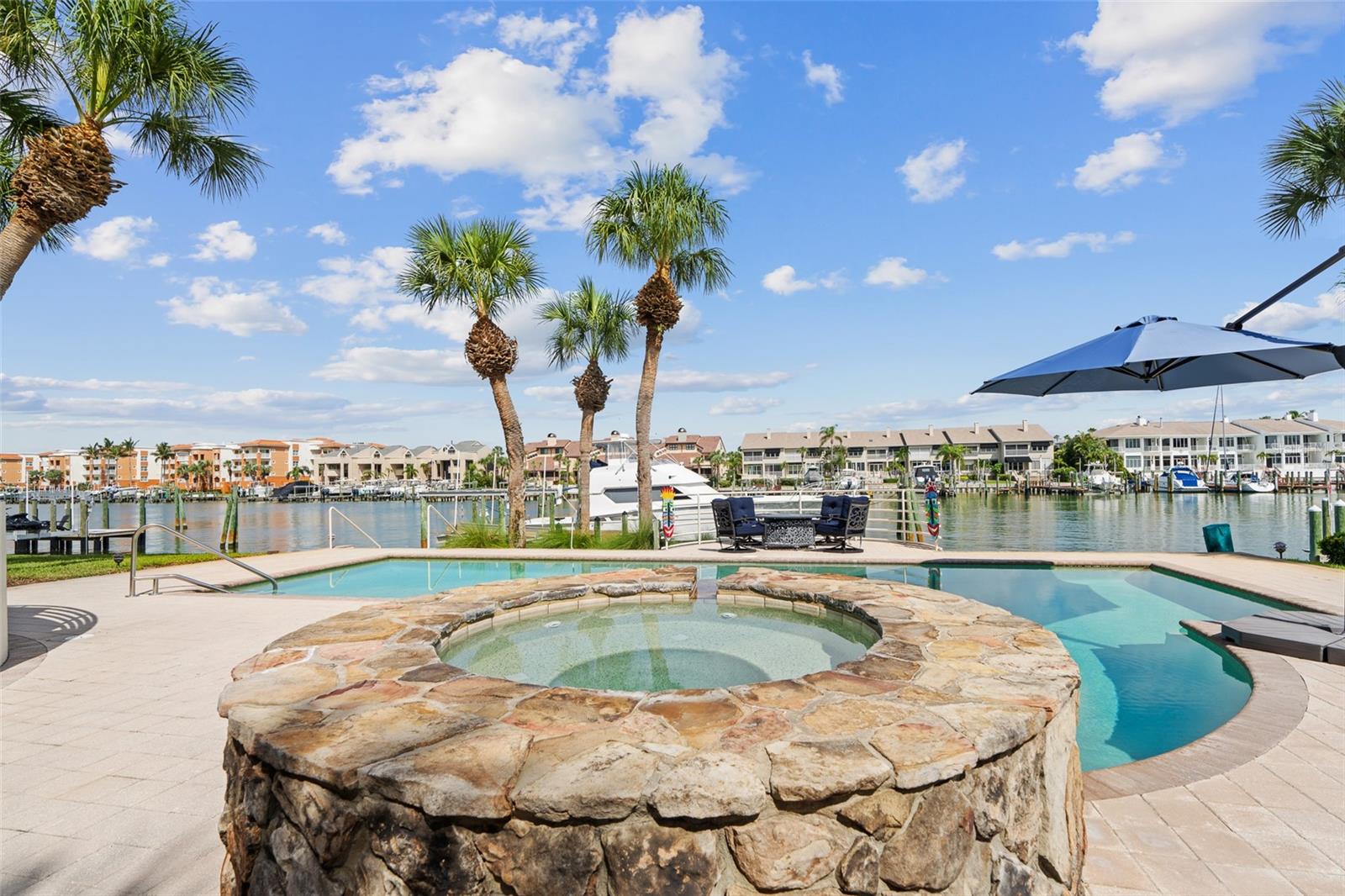 TIERRA VERDE UNIT 1 4TH REP - Residential