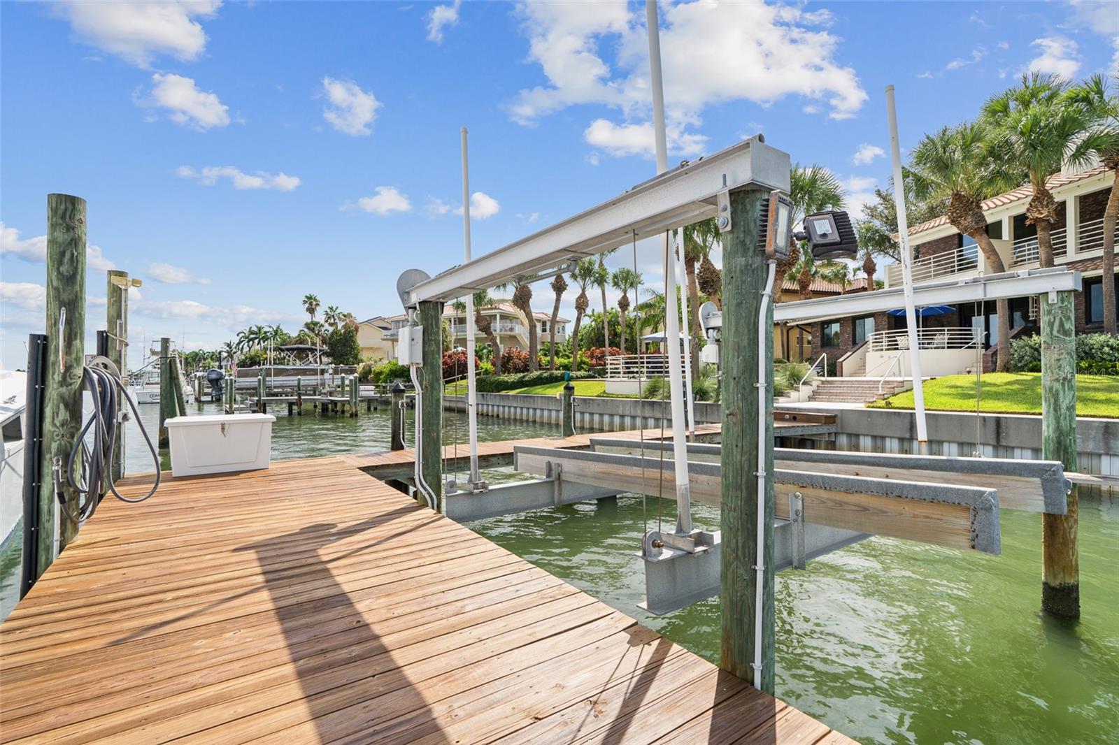 TIERRA VERDE UNIT 1 4TH REP - Residential