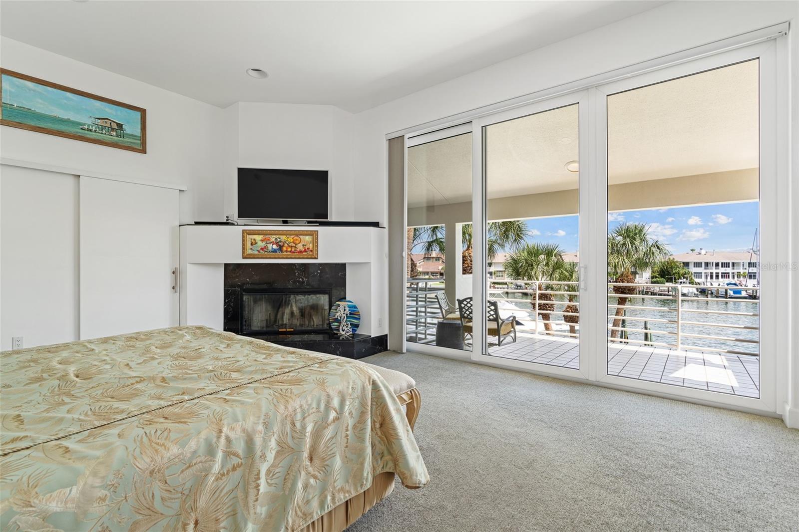 TIERRA VERDE UNIT 1 4TH REP - Residential