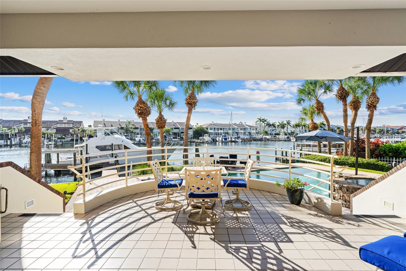 TIERRA VERDE UNIT 1 4TH REP - Residential
