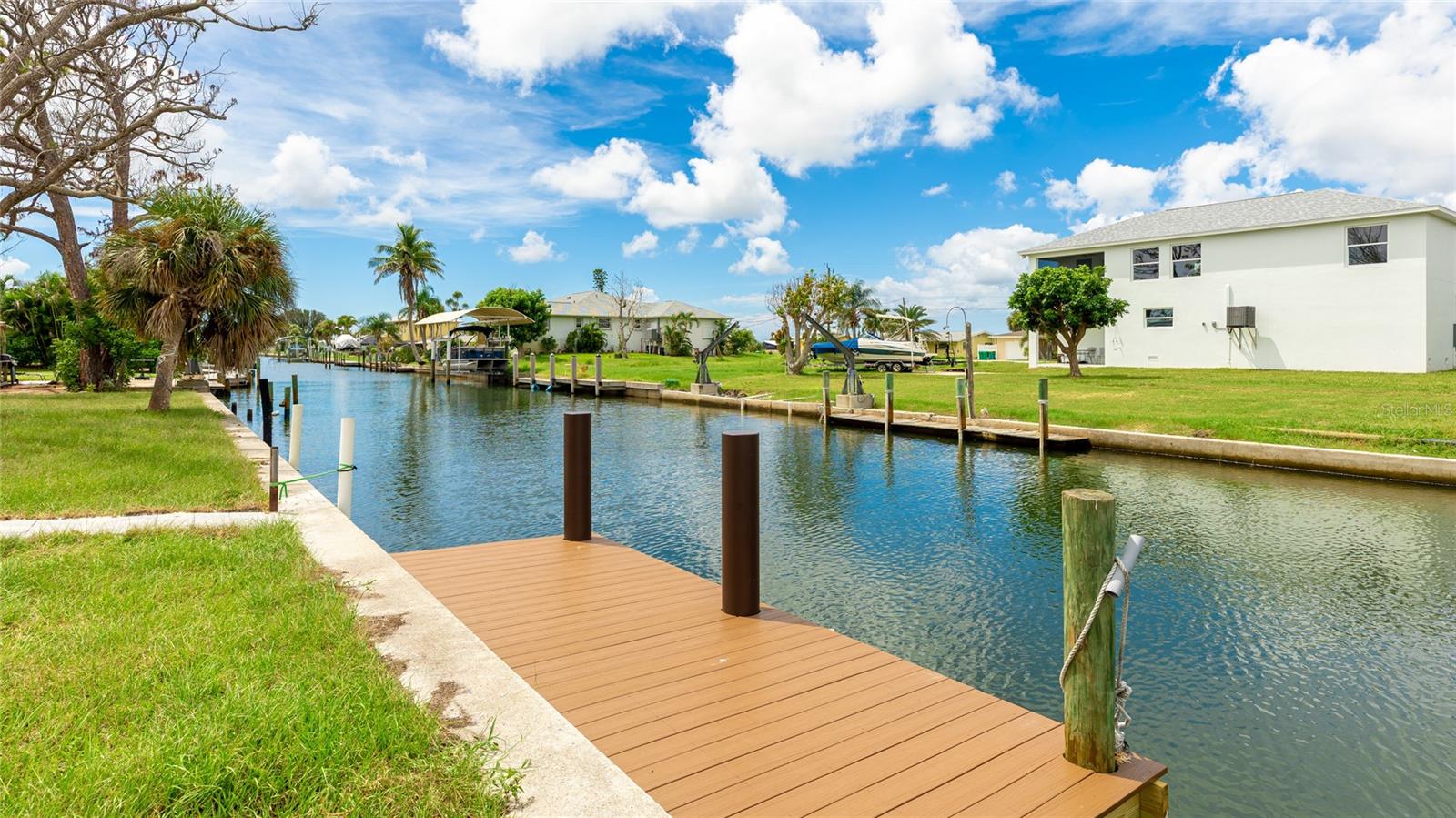 GROVE CITY SHORES - Residential