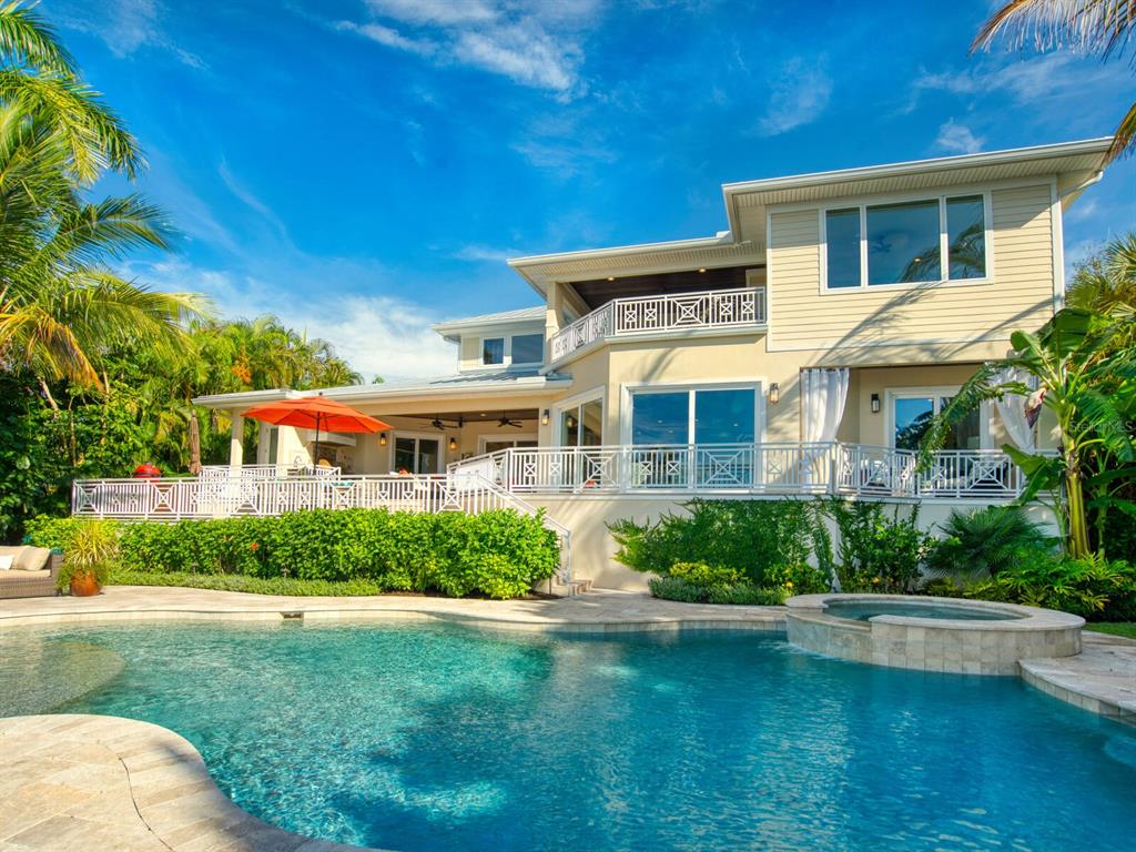 BAY ISLAND SHORES - Residential