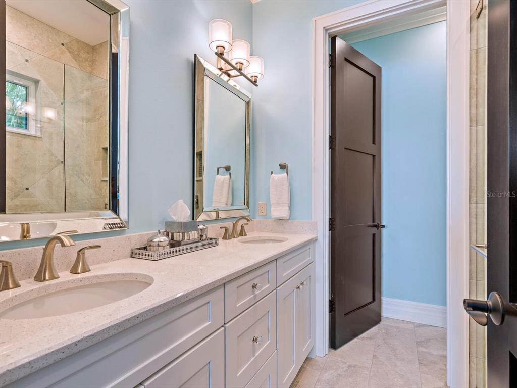 BAY ISLAND SHORES - Residential