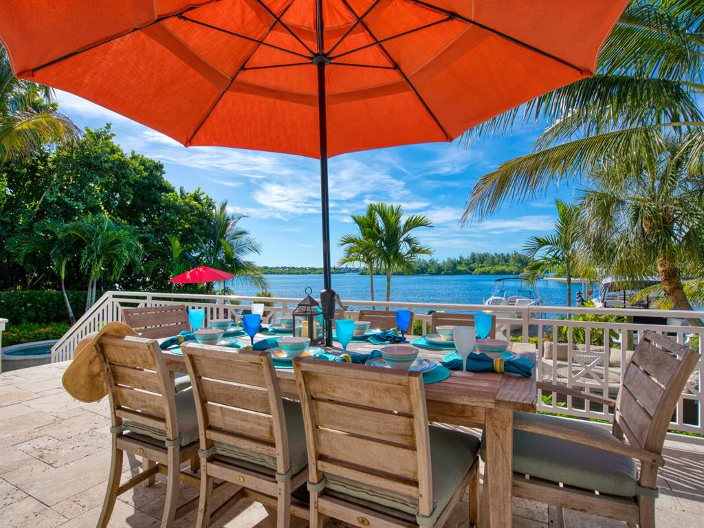 BAY ISLAND SHORES - Residential