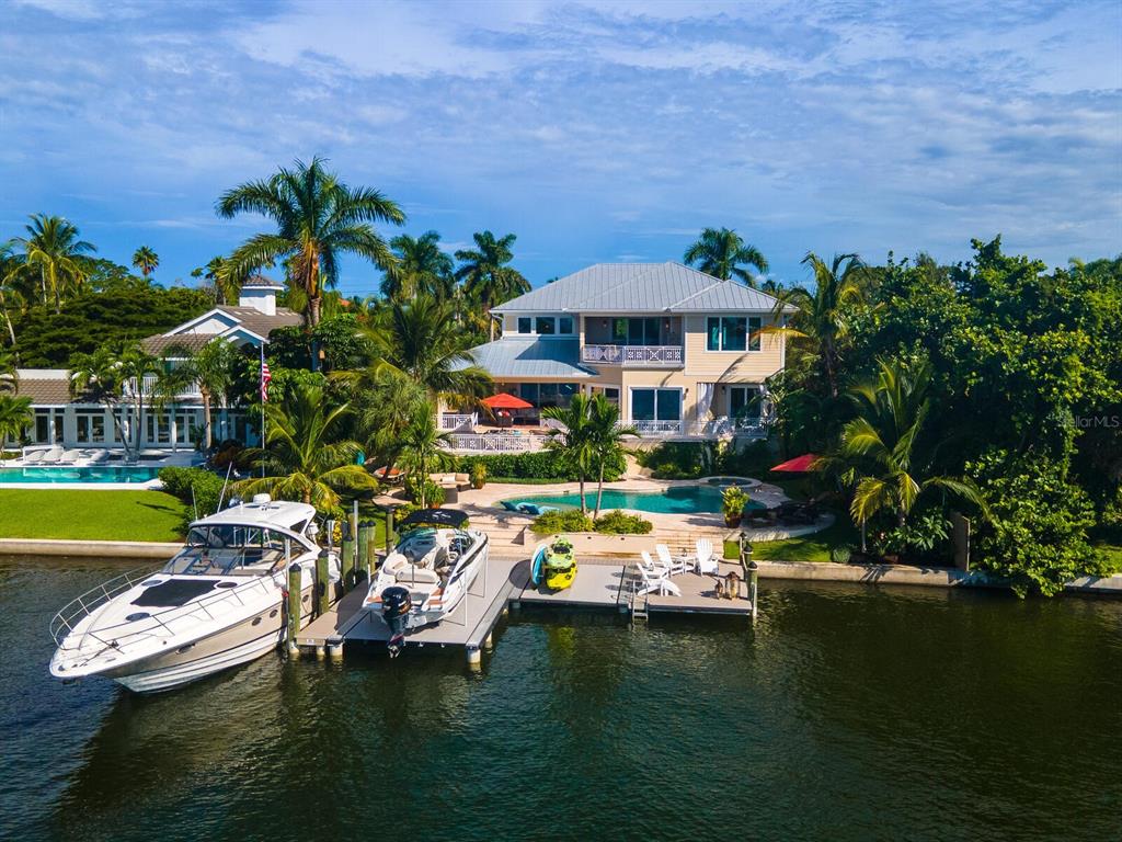 BAY ISLAND SHORES - Residential