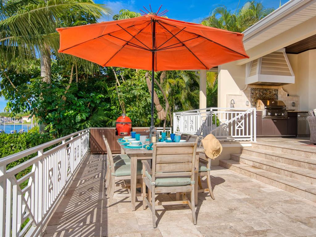 BAY ISLAND SHORES - Residential