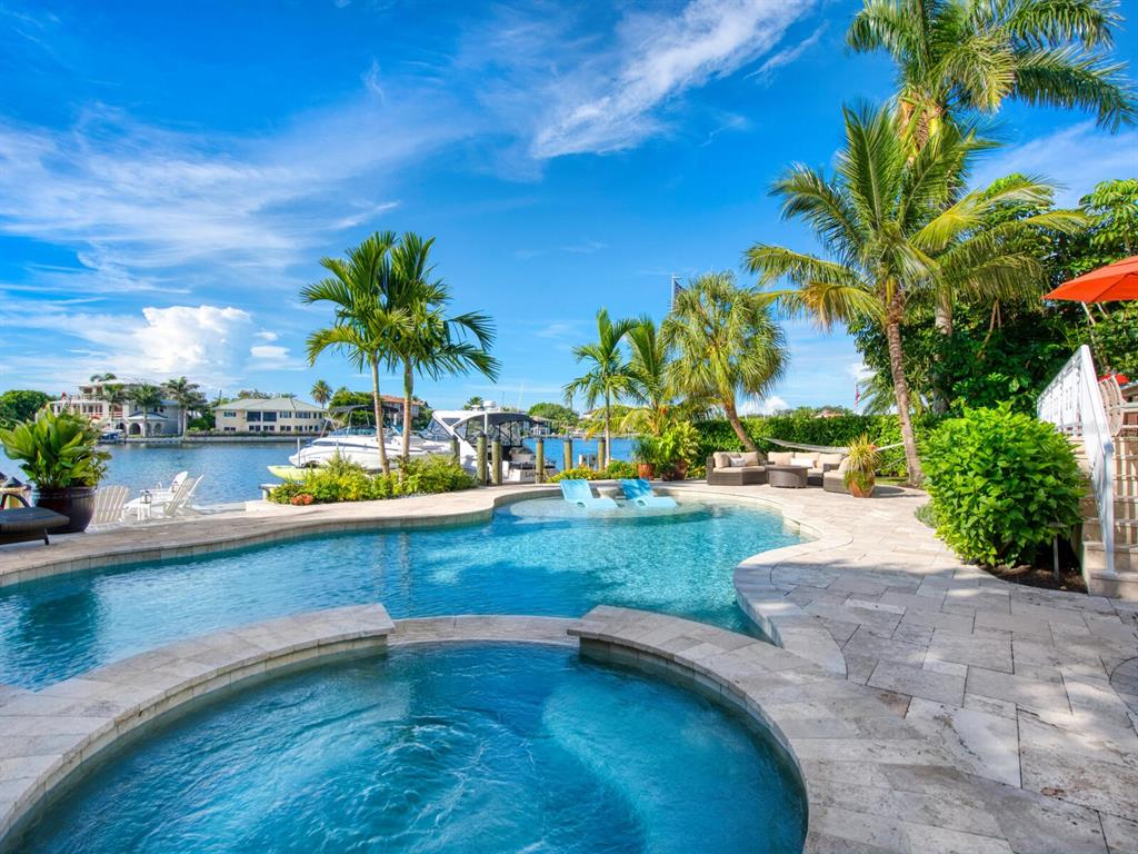 BAY ISLAND SHORES - Residential