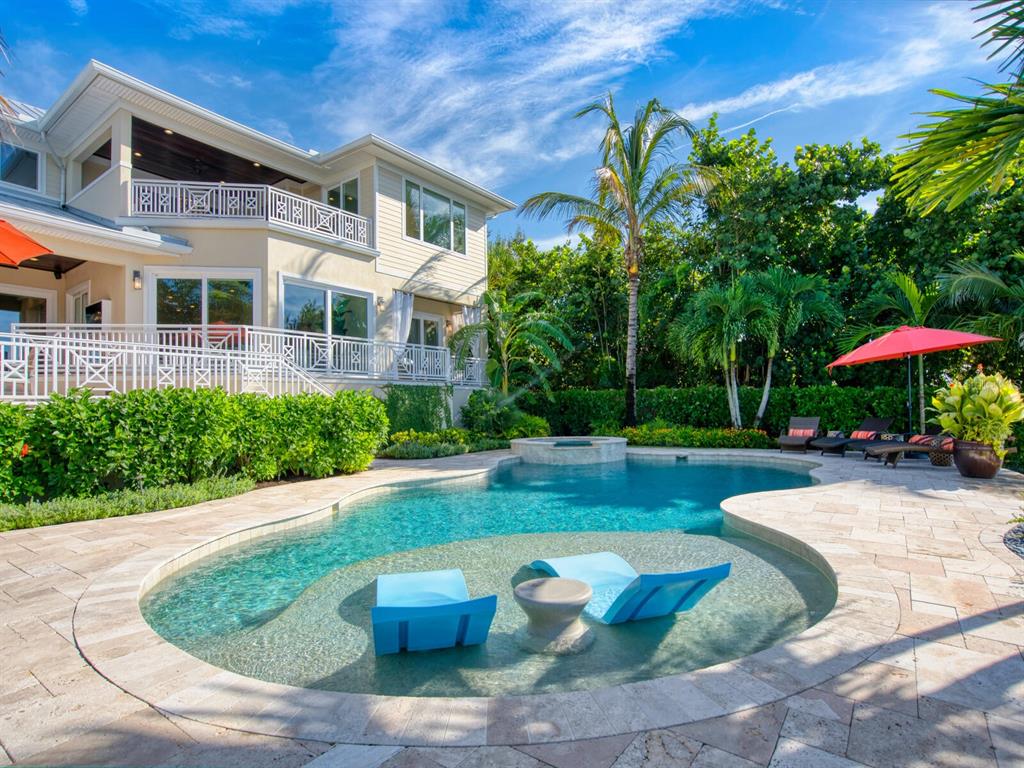 BAY ISLAND SHORES - Residential