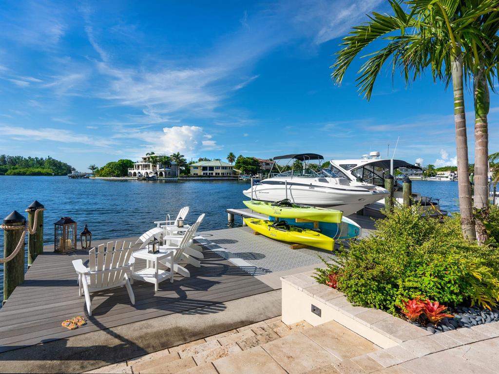 BAY ISLAND SHORES - Residential