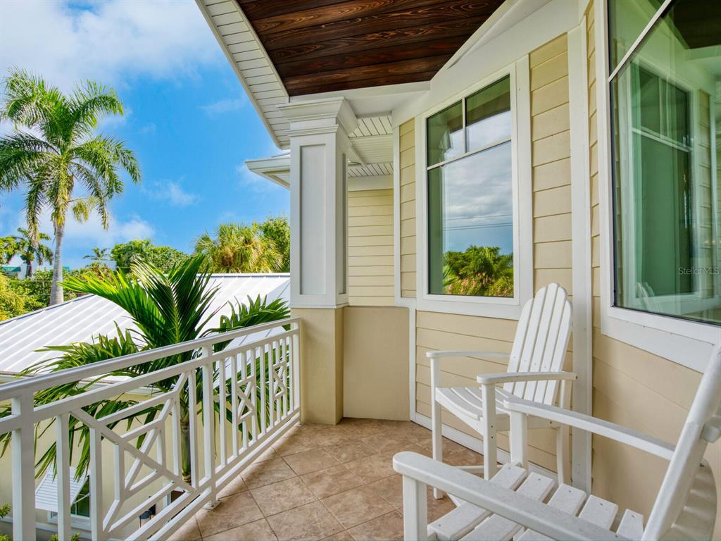 BAY ISLAND SHORES - Residential