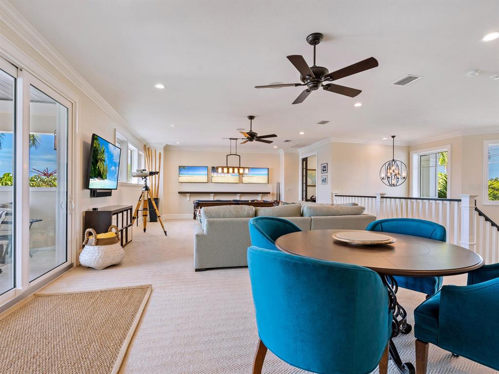 BAY ISLAND SHORES - Residential