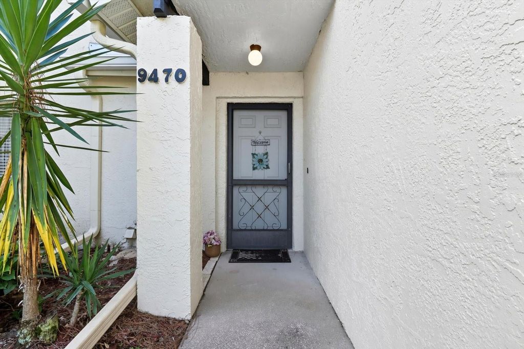 Photo of 9470 Nakoma Way, Weeki Wachee, FL 34613 (MLS # W7879420)