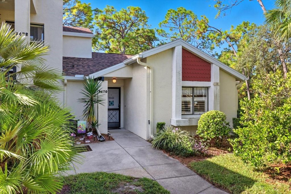 Photo of 9470 Nakoma Way, Weeki Wachee, FL 34613 (MLS # W7879420)