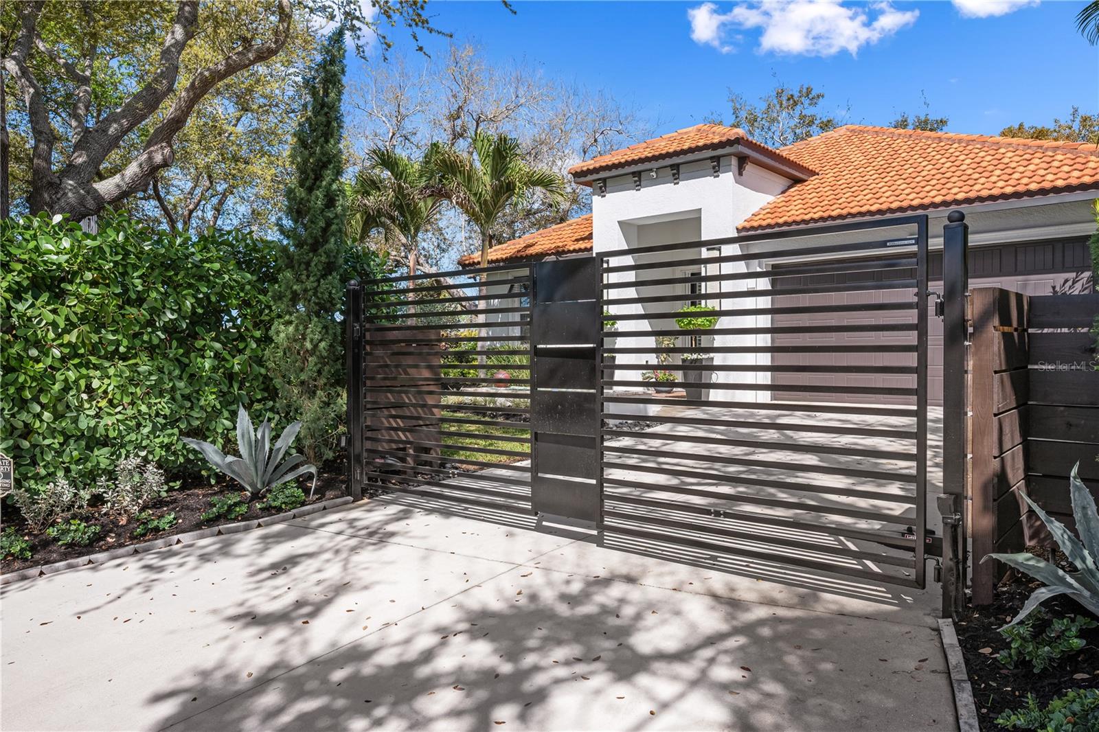 SAPPHIRE HEIGHTS - Residential