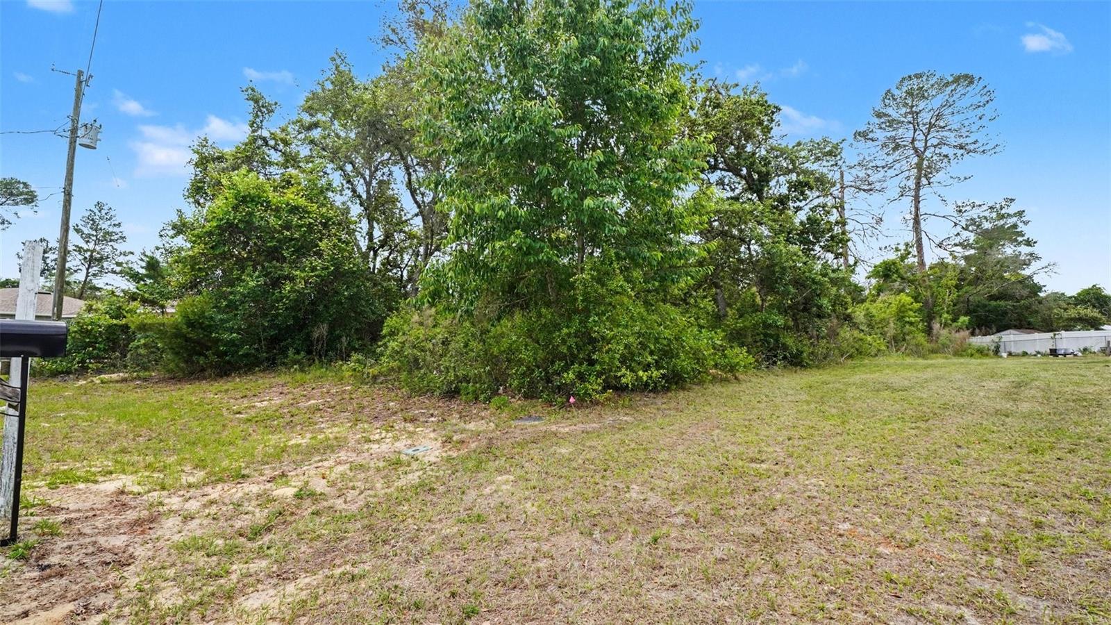 MARION OAKS UN 03 - Land