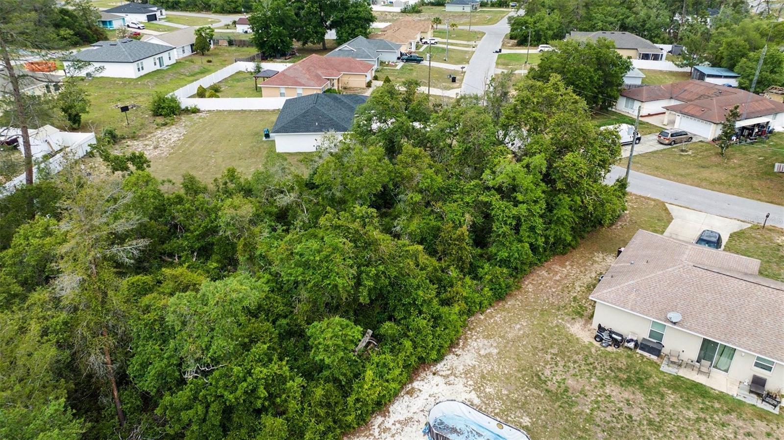 MARION OAKS UN 03 - Land