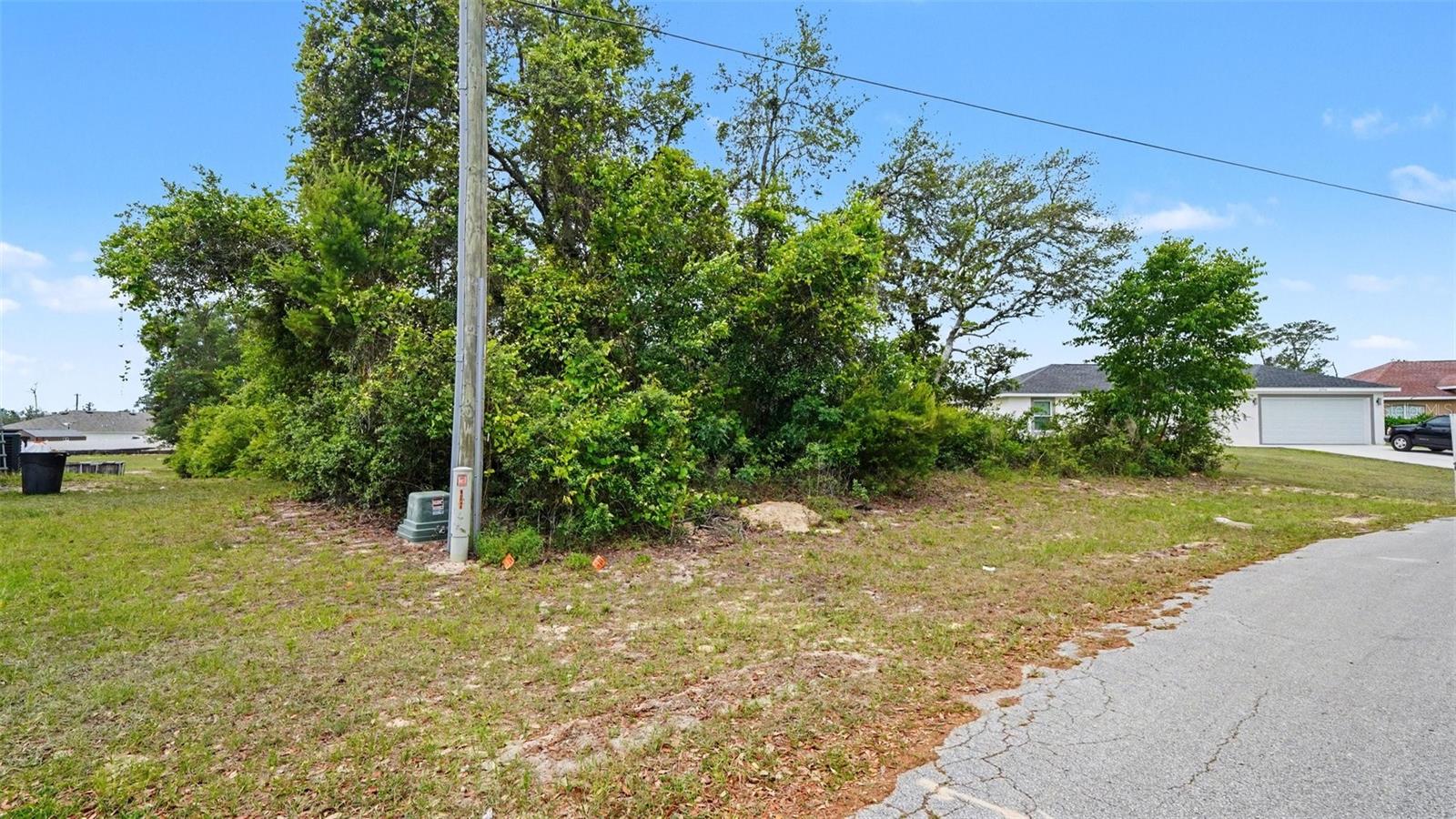 MARION OAKS UN 03 - Land