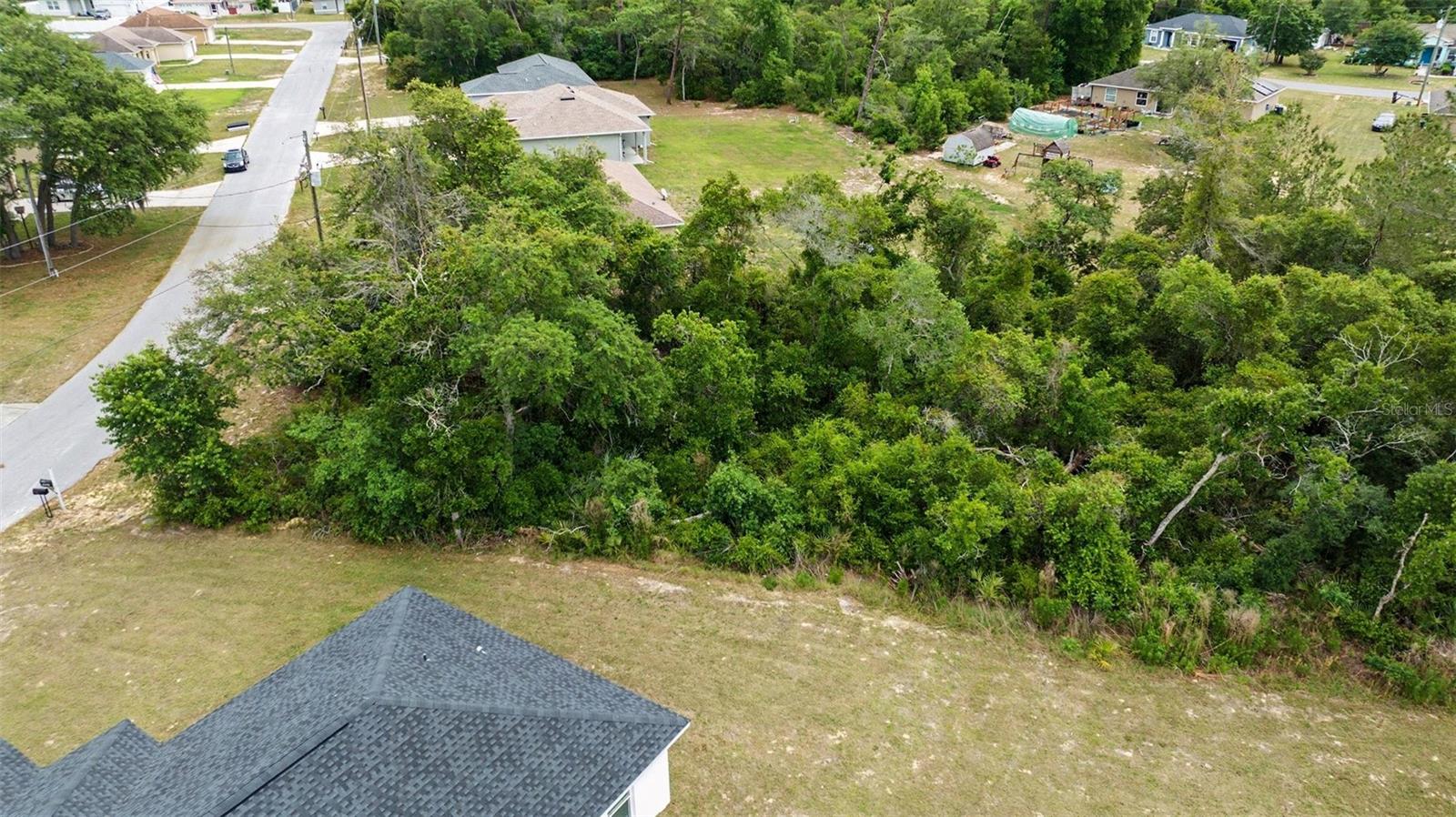 MARION OAKS UN 03 - Land