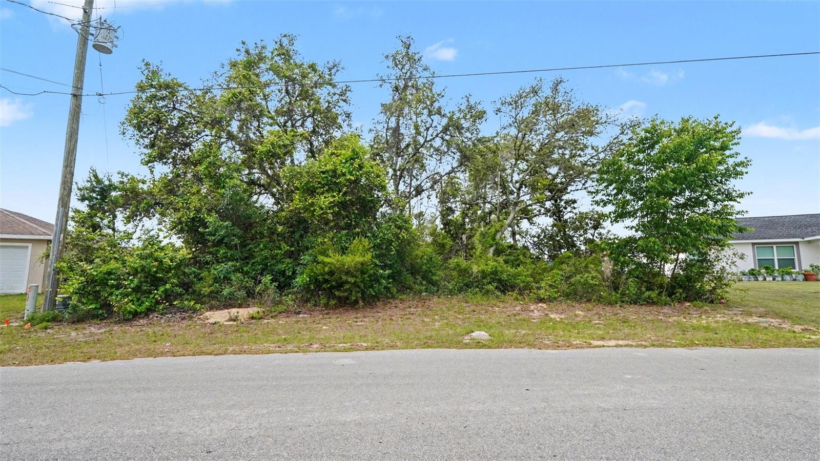 MARION OAKS UN 03 - Land