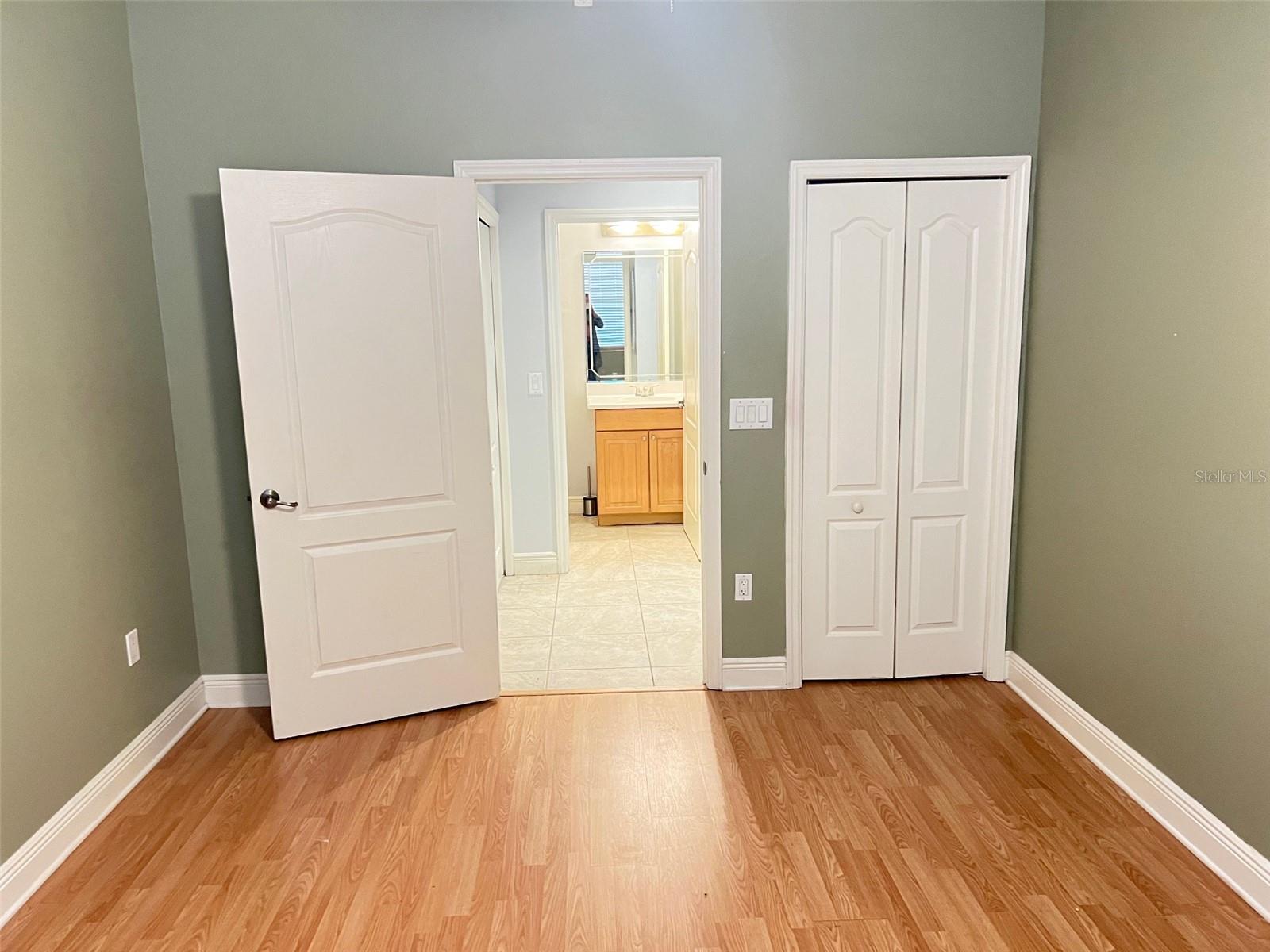 TIDELANDS CONDOMINIUM BLDG 18 UNIT 1845 - Residential