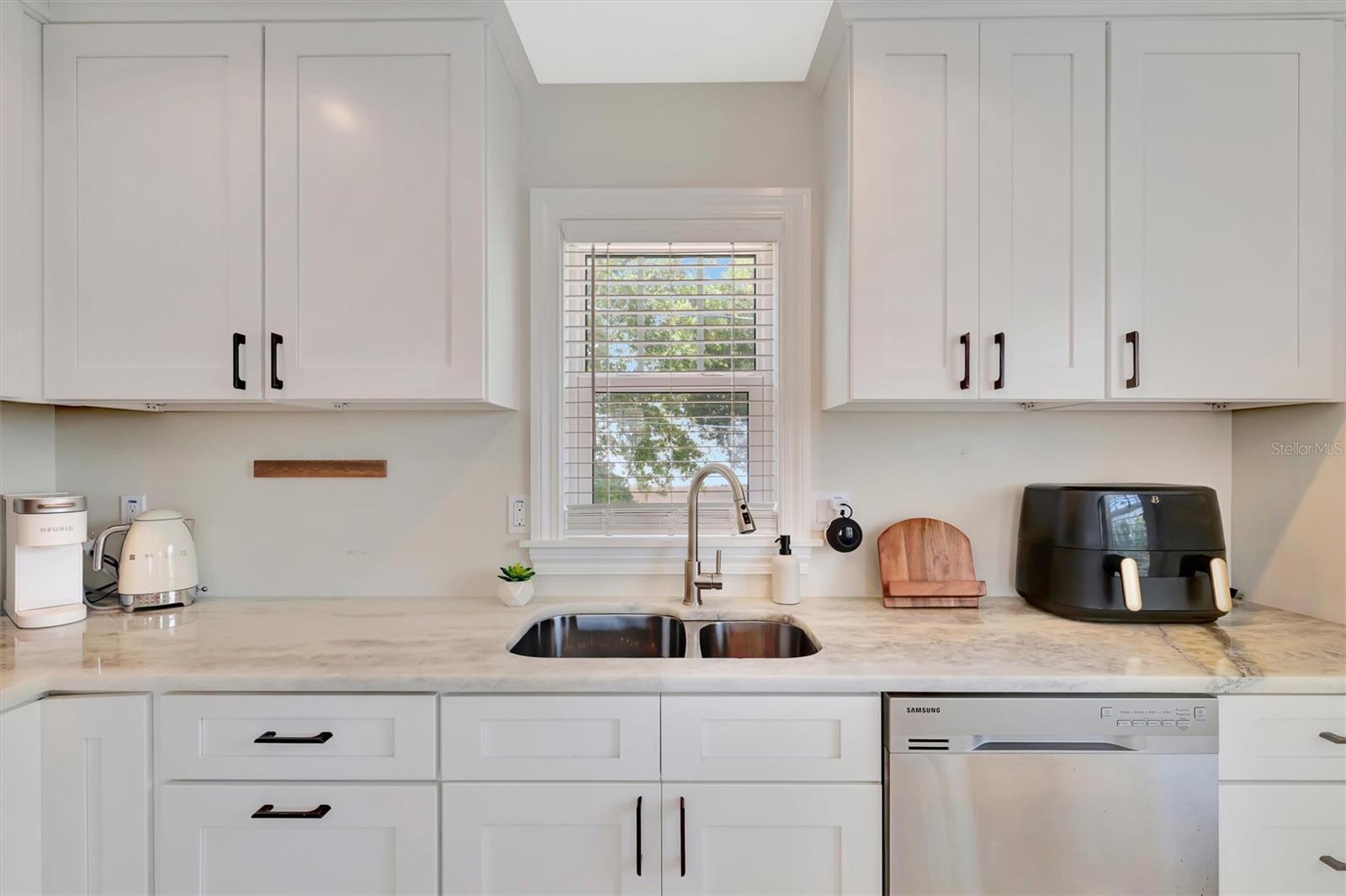 COLONIAL PLACE REV - Residential