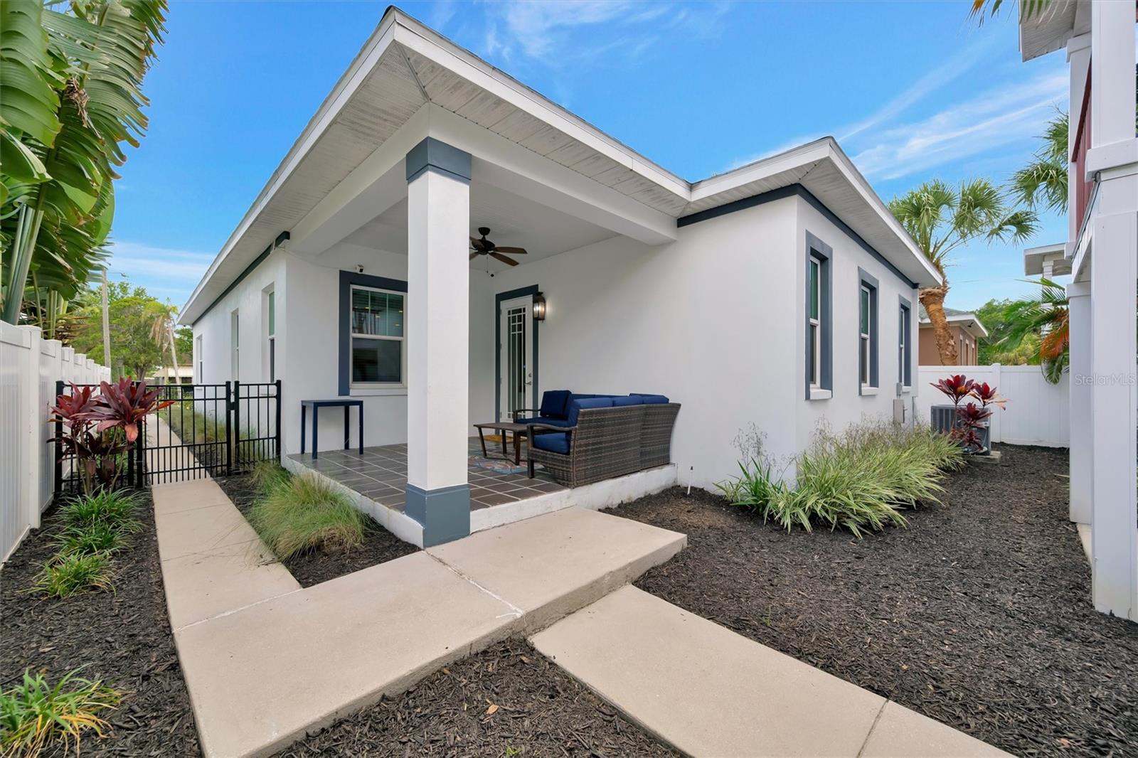 COLONIAL PLACE REV - Residential