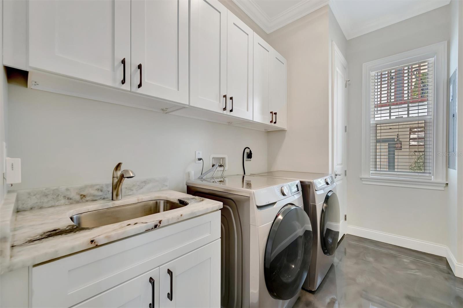COLONIAL PLACE REV - Residential
