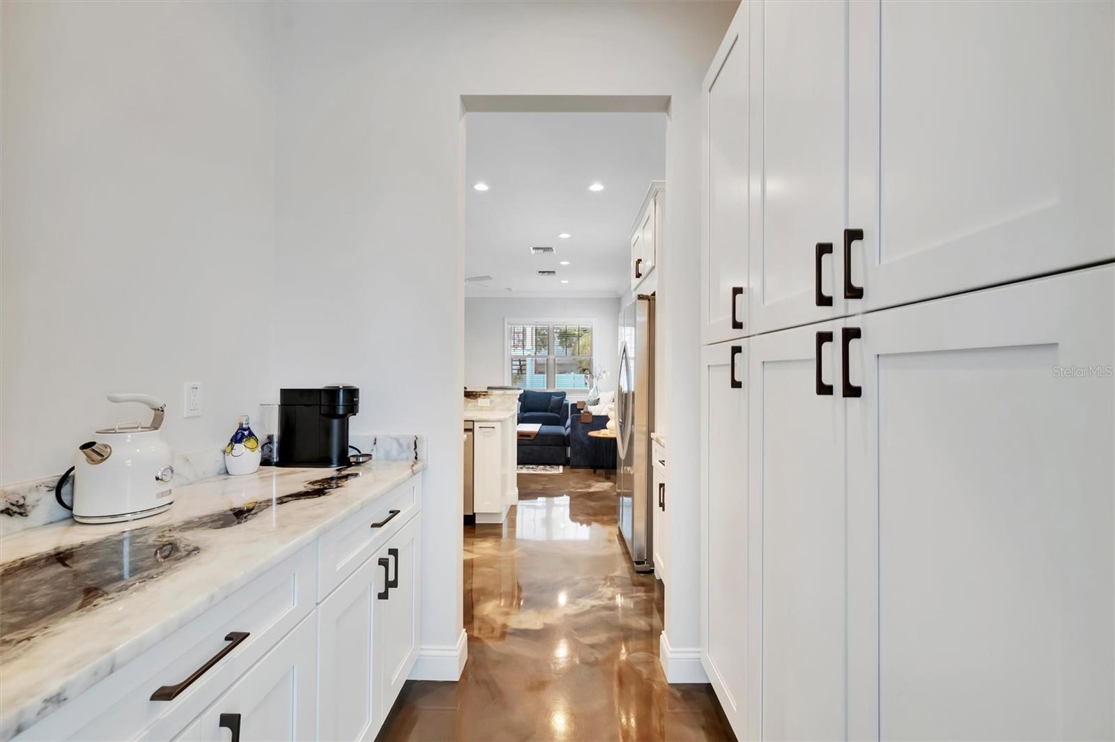 COLONIAL PLACE REV - Residential