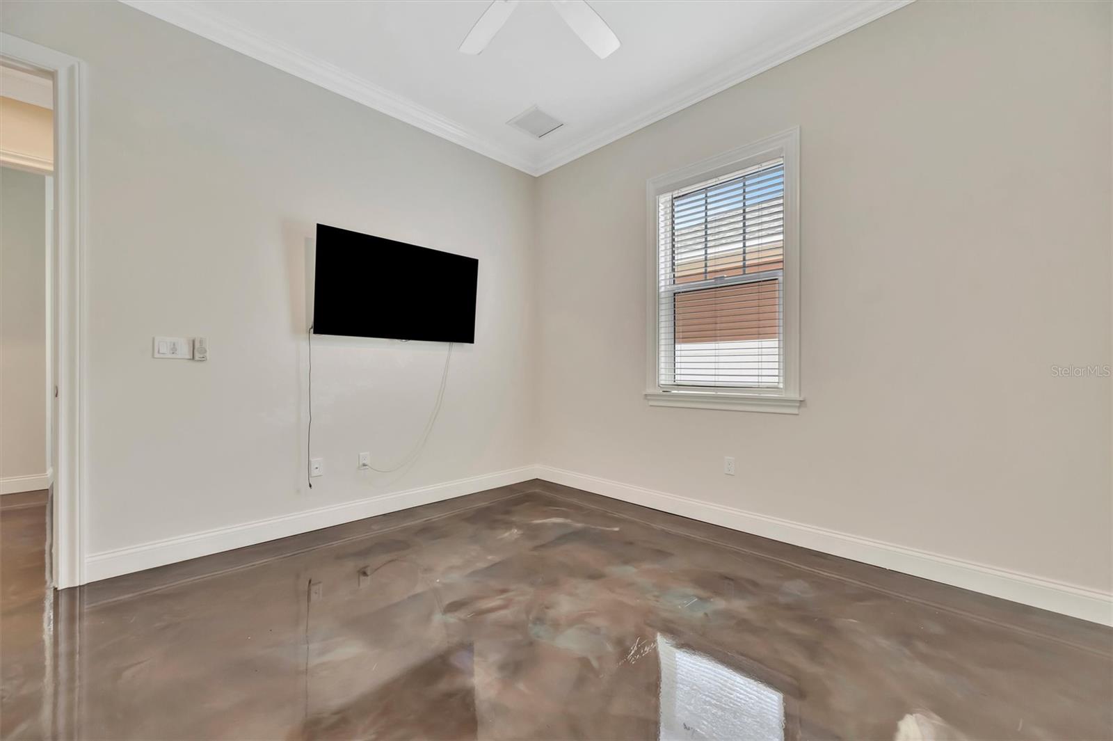 COLONIAL PLACE REV - Residential